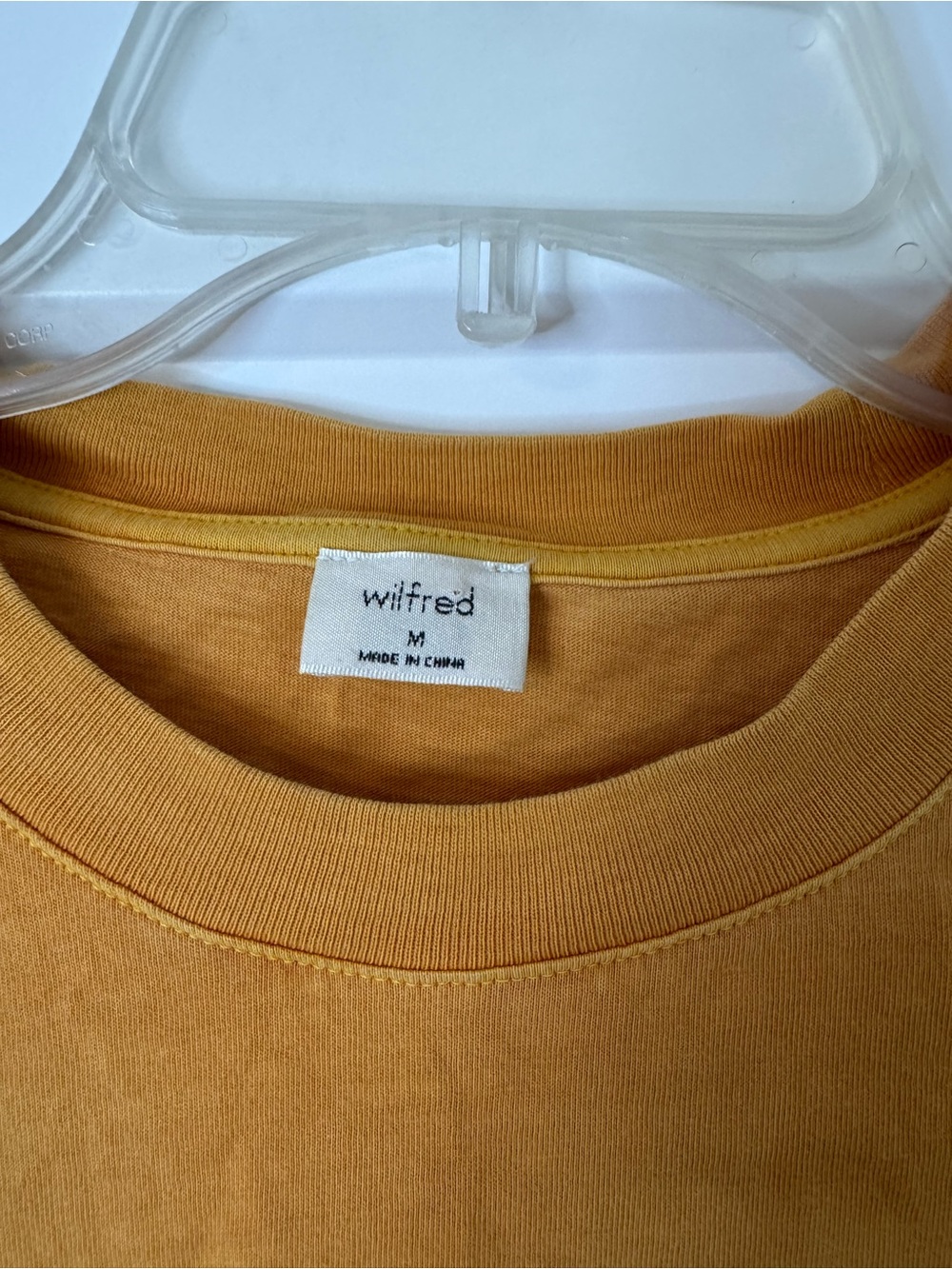 Wilfred Aritzia Mustard Cropped Tee - Picture 3 of 5